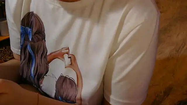  Kitti  online show from October 11, 2025, 5:03 pm