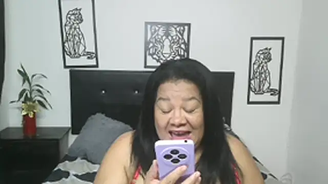 Shanttal0272 online show from November 14, 2025, 9:07 pm