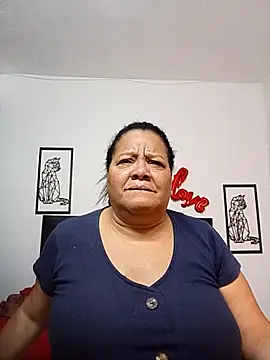 Shanttal0272 online show from October 8, 2025, 3:24 pm