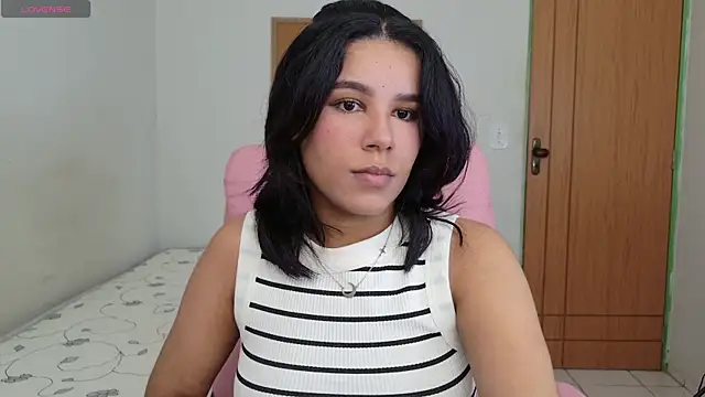 Snapshot of ninapego chatting on November 1, 2025, 9:25 am ninapego online show from November 1, 2025, 9:25 am