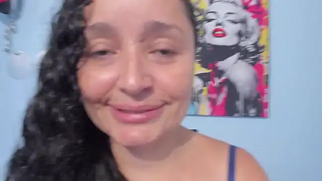  luna  sweet  online show from September 21, 2025, 2:49 am