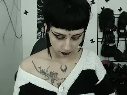 n0sferatus   online show from December 20, 2025, 3:42 am