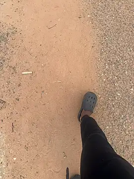 Snapshot of Black-mamba-madingo chatting on October 13, 2025, 11:01 am Black-mamba-madingo online show from October 13, 2025, 11:01 am