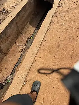 Snapshot of Black-mamba-madingo chatting on November 16, 2025, 3:06 pm Black-mamba-madingo online show from November 16, 2025, 3:06 pm