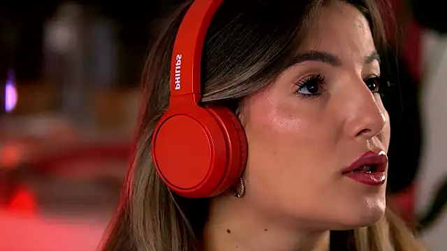 KellyMathews online show from February 4, 2026, 3:12 am