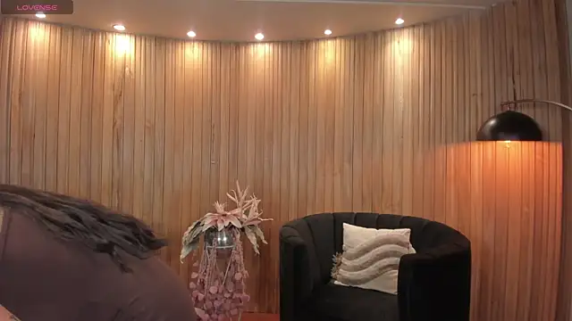 AmberLewis  online show from November 11, 2025, 3:01 am