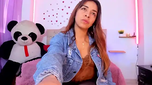 ameliefederline11 online show from March 5, 2026, 1:40 pm