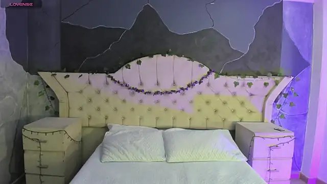 AmberGreyy  online show from November 24, 2025, 5:35 pm