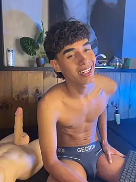 andrewortix online show from April 14, 2026, 11:21 pm