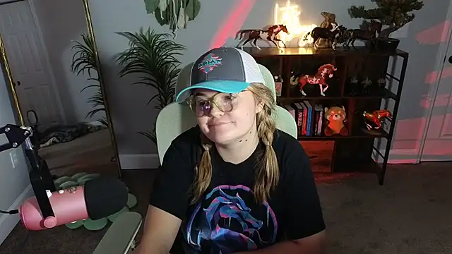 rodeobrii online show from November 4, 2025, 3:21 am