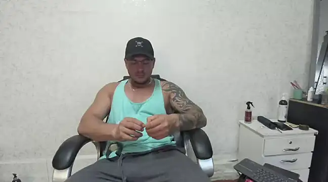 Snapshot of Teilor_Creed chatting on January 24, 2025, 10:08 pm Teilor Creed online show from January 24, 2025, 10:08 pm