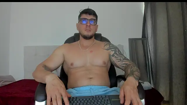 Teilor Creed online show from November 14, 2025, 7:28 pm