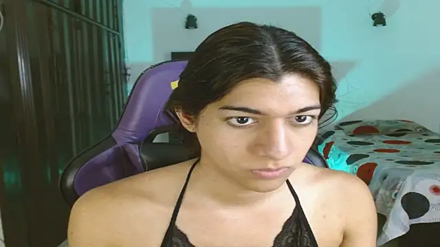 Snapshot of engielphoenis14 chatting on May 5, 2026, 11:08 pm engielphoenis14 online show from May 5, 2026, 11:08 pm