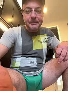 Snapshot of Bodirchetire chatting on March 18, 2025, 3:12 pm Bodirchetire online show from March 18, 2025, 3:12 pm