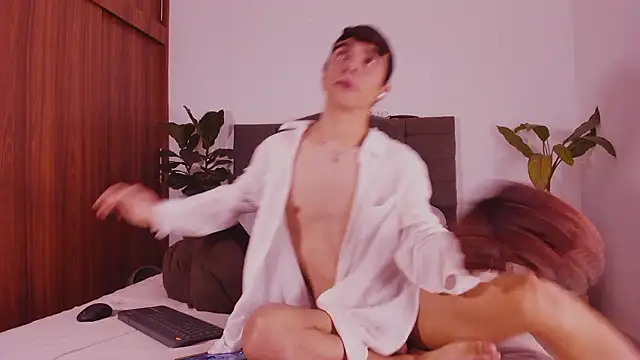 2gays 1Str8 online show from October 22, 2025, 7:35 pm