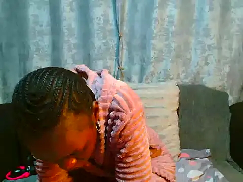 VANESAAMBER23 online show from October 21, 2025, 2:11 am