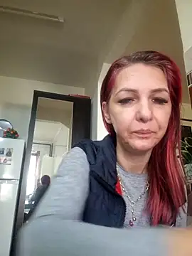 Evadesirex46 online show from April 15, 2026, 6:19 am