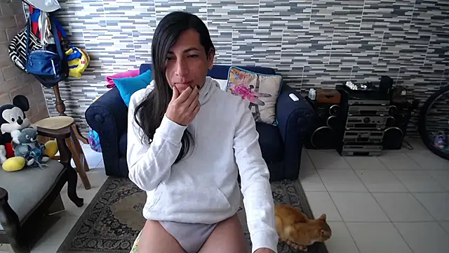 Snapshot of VioletaGomezCo chatting on April 20, 2026, 3:24 pm VioletaGomezCo online show from April 20, 2026, 3:24 pm