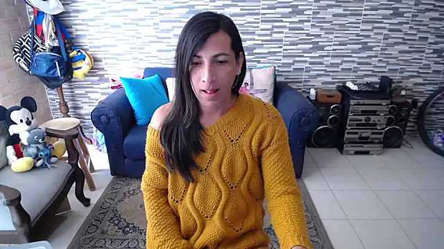Snapshot of VioletaGomezCo chatting on April 19, 2026, 3:02 pm VioletaGomezCo online show from April 19, 2026, 3:02 pm