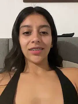 BrittanyDiaz online show from May 18, 2026, 3:06 am