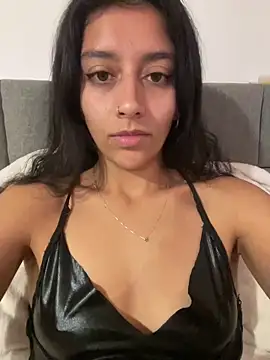 BrittanyDiaz online show from March 18, 2026, 6:42 pm