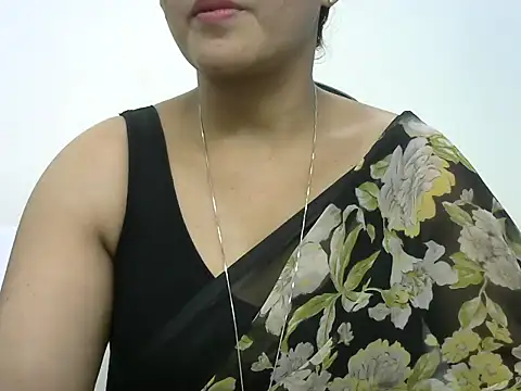 Snapshot of rashmika_reddy chatting on July 1, 2026, 1:22 pm rashmika reddy online show from July 1, 2026, 1:22 pm