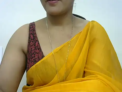 Snapshot of rashmika_reddy chatting on June 30, 2026, 3:28 am rashmika reddy online show from June 30, 2026, 3:28 am