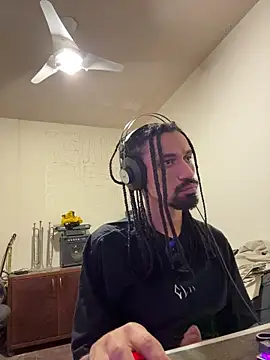 hotcamboy420 online show from September 11, 2025, 6:02 am