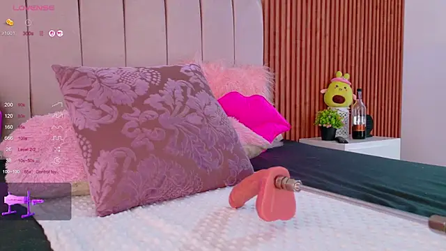 cristal subin69 online show from November 22, 2025, 12:15 pm