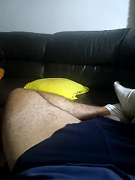 italovene online show from April 15, 2026, 4:51 am