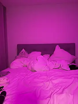 Leasophie online show from March 11, 2025, 1:48 am