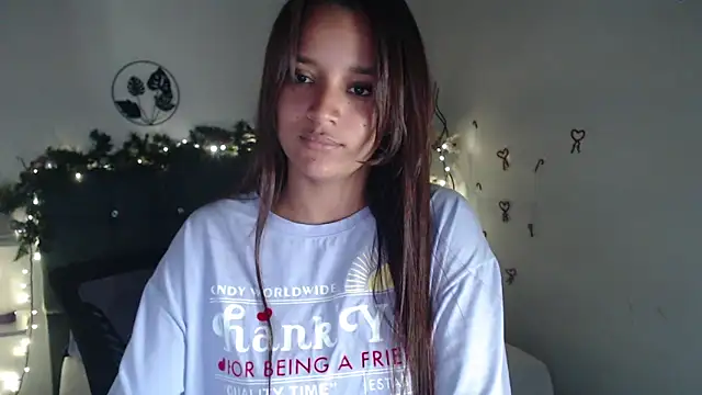 mia sweetdc online show from December 24, 2024, 7:44 pm
