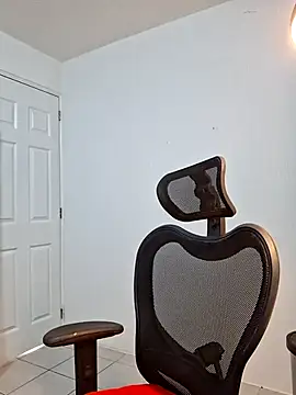 Andresarr93 online show from September 11, 2025, 8:31 pm