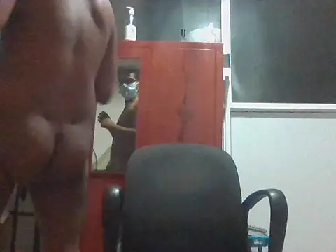 Snapshot of RoccoSL2003 chatting on March 6, 2026, 5:08 pm RoccoSL2003 online show from March 6, 2026, 5:08 pm