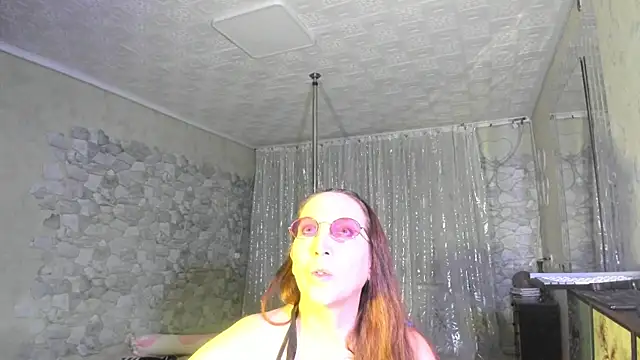 JessicaFamee online show from July 16, 2026, 10:51 pm