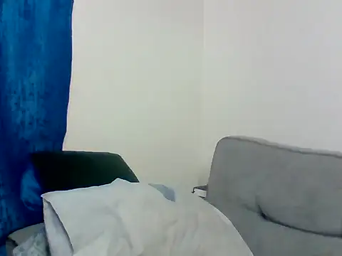 Snapshot of _crystal_princesss chatting on February 24, 2026, 11:22 am crystal princesss online show from February 24, 2026, 11:22 am