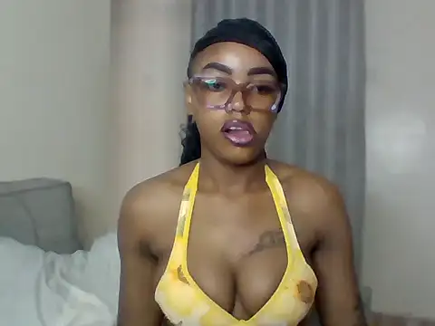 Snapshot of _crystal_princesss chatting on May 14, 2026, 8:44 am crystal princesss online show from May 14, 2026, 8:44 am