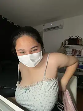 iamMalixxx online show from December 30, 2024, 6:05 pm