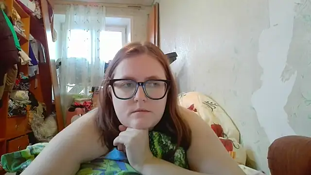 DesireMelissa online show from December 15, 2025, 6:52 am