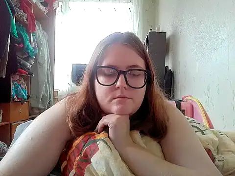 Snapshot of DesireMelissa chatting on July 8, 2026, 6:36 am DesireMelissa online show from July 8, 2026, 6:36 am
