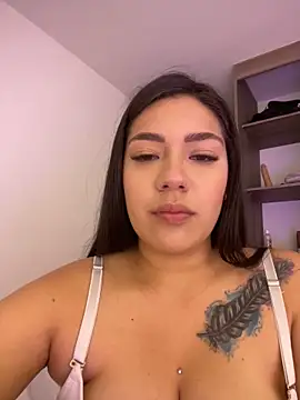 Latina vanessa online show from March 4, 2025, 1:55 am