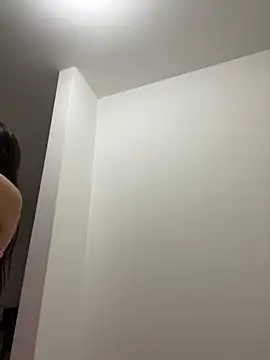 Latina vanessa online show from November 24, 2025, 2:11 am