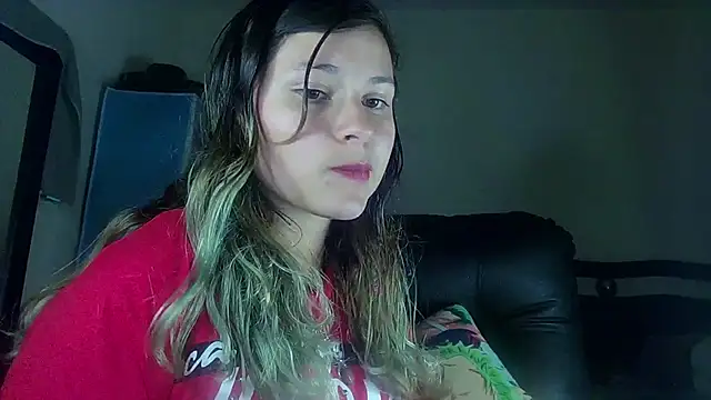 Snapshot of Elith_20 chatting on March 18, 2025, 12:39 pm Elith 20 online show from March 18, 2025, 12:39 pm