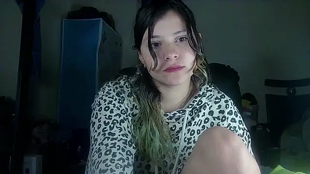 Snapshot of Elith_20 chatting on March 21, 2025, 7:11 am Elith 20 online show from March 21, 2025, 7:11 am