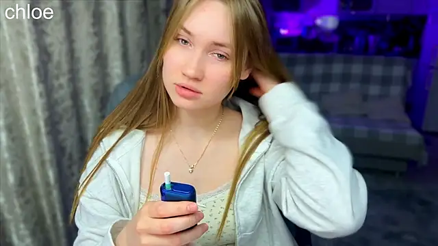 ChloeMillerMeow online show from October 7, 2025, 7:15 pm