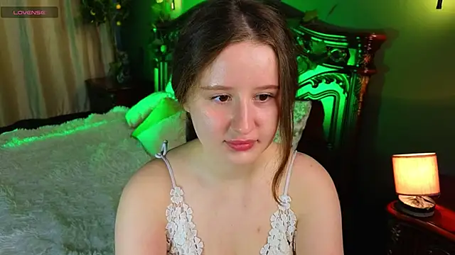 Snapshot of SquirtBabee chatting on April 15, 2026, 3:49 pm SquirtBabee online show from April 15, 2026, 3:49 pm