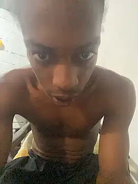 Larry-n-clouds online show from January 10, 2026, 6:47 pm