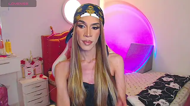 Snapshot of camila_hootie chatting on January 9, 2026, 12:28 am camila hootie online show from January 9, 2026, 12:28 am