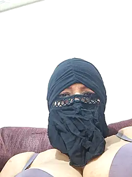 Rozittaa online show from November 6, 2025, 7:29 pm