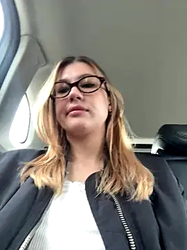 Snapshot of RinaCat chatting on September 23, 2025, 5:14 am RinaCat online show from September 23, 2025, 5:14 am